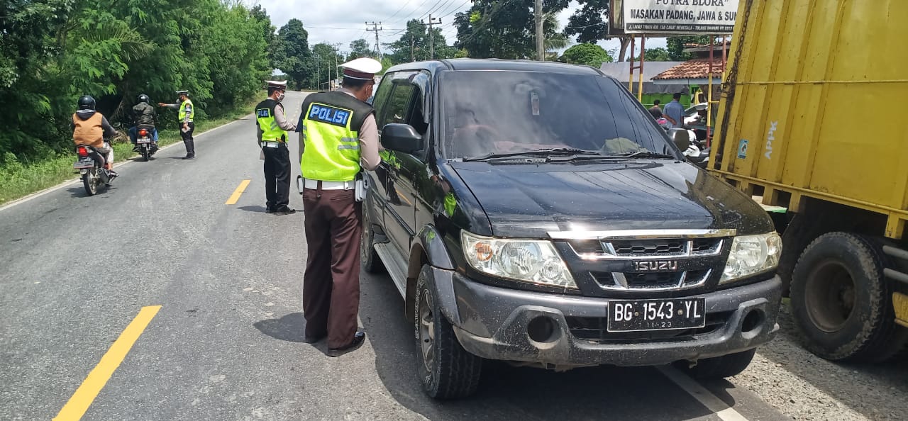 Penindakan kendaraan yang melakukan pelanggaran lalu lintas