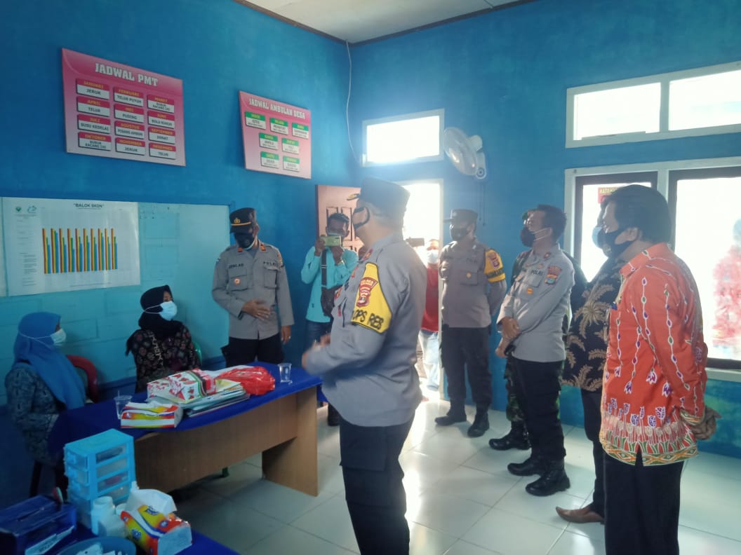 Pengecekan KTN oleh Kompol Nelson F Manik bersama rombongan