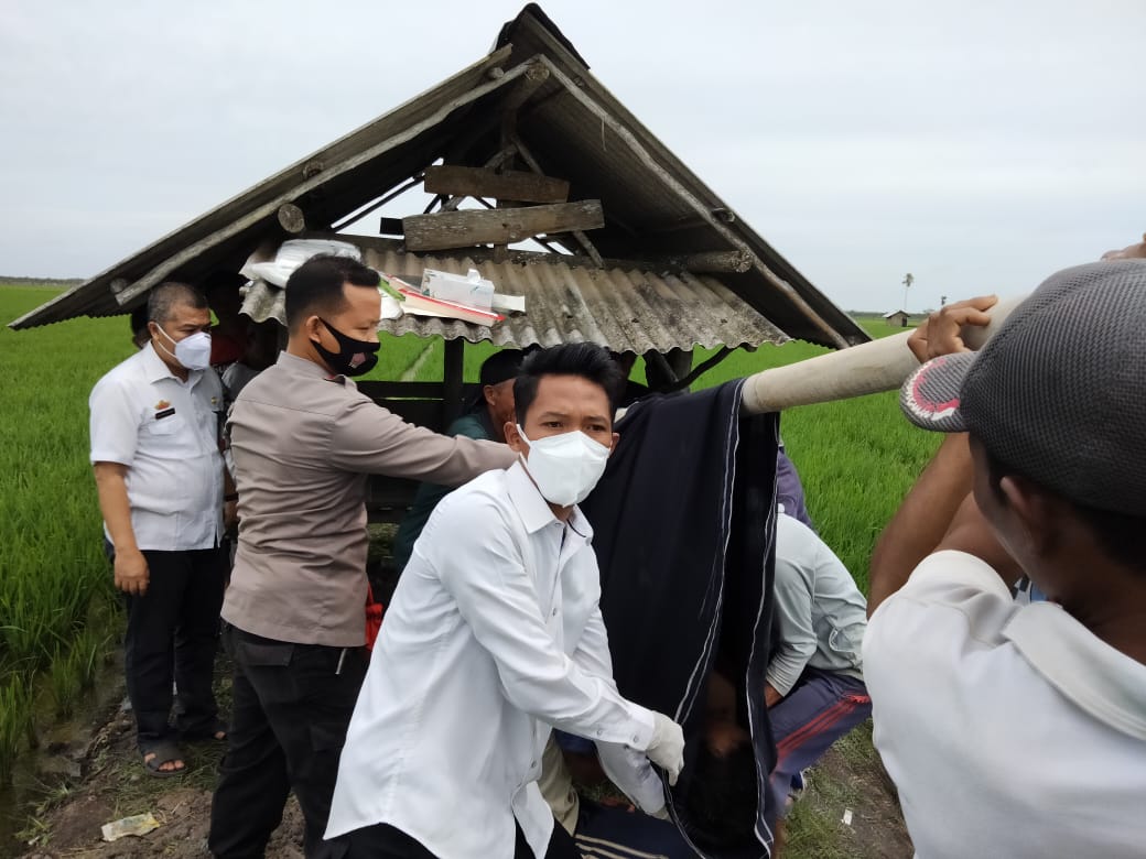 Proses evakuasi korban