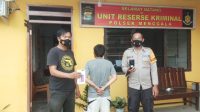 Terduga pelaku pencurian berinisial NH (34), saat berada di kantor Polisi
