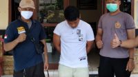 Terduga pelaku pencurian berinisial NA (35), saat berada di kantor Polisi
